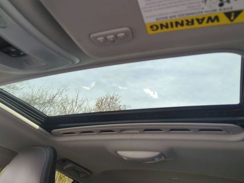 Used 2016 Volvo V60 T5 Cross Country w/ Convenience Package AWD/4WD image 21