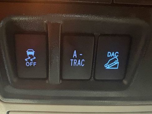 Used 2015 Toyota 4Runner SR5 Premium image 11