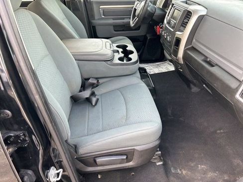 Used 2020 RAM 1500 Classic SLT image 42