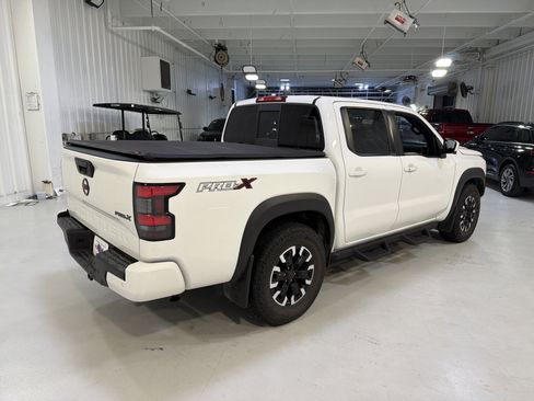Used 2019 Nissan Frontier SL AWD/4WD image 5