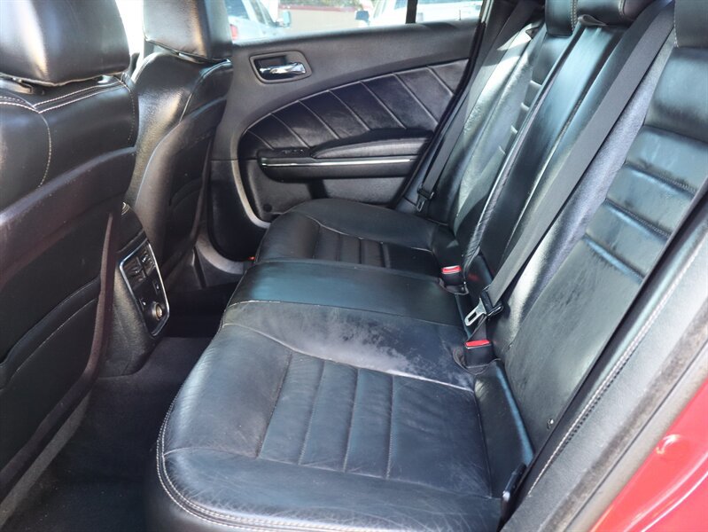 Used 2013 Dodge Charger R/T RWD image 9