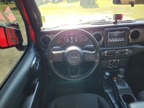 Used 2021 Jeep Wrangler Unlimited Sport image 26