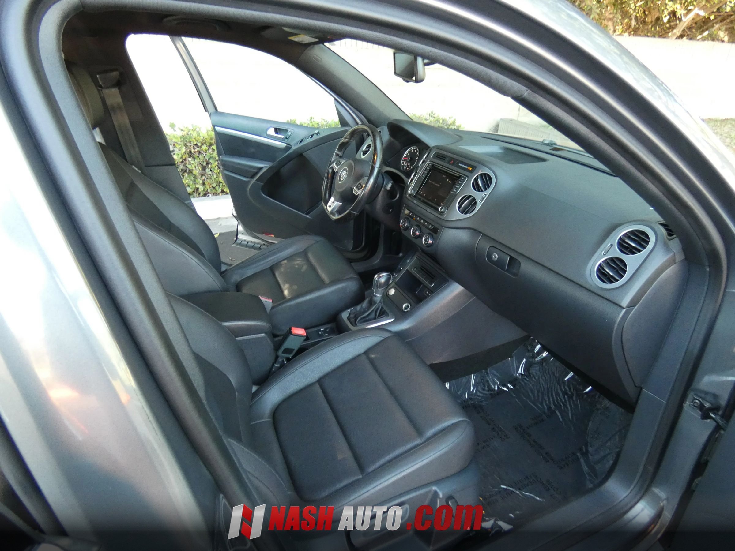 Used 2016 Volkswagen Tiguan R-Line FWD image 25