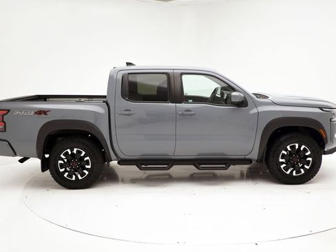 Used 2023 Nissan Frontier PRO-4X w/ Pro Convenience Package image 2