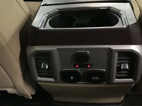 Used 2019 Ford F150 Lariat w/ Equipment Group 502A Luxury image 27