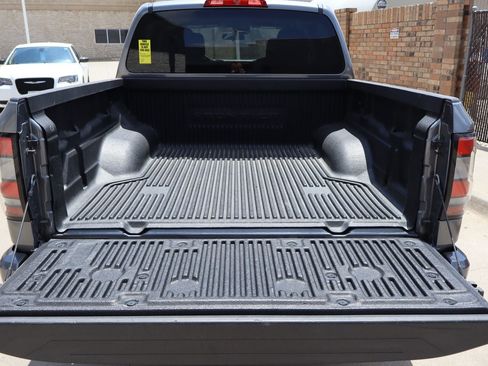 Used 2024 Nissan Frontier SV AWD/4WD image 26
