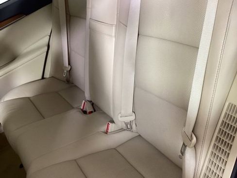 Used 2014 Lexus ES 300h image 10