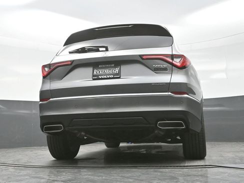Used 2023 Acura MDX SH-AWD w/ Technology Package image 27