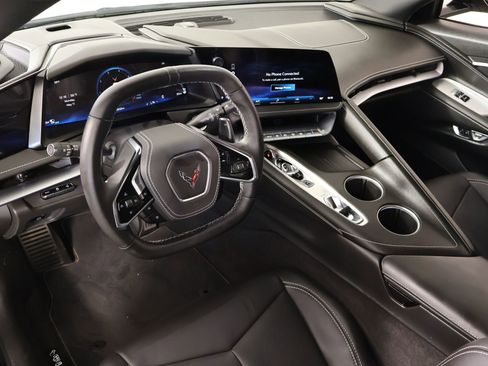 Used 2026 Chevrolet Corvette Stingray Coupe w/ 1LT RWD image 2