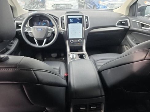 Used 2024 Ford Edge SEL w/ Convenience Package image 11