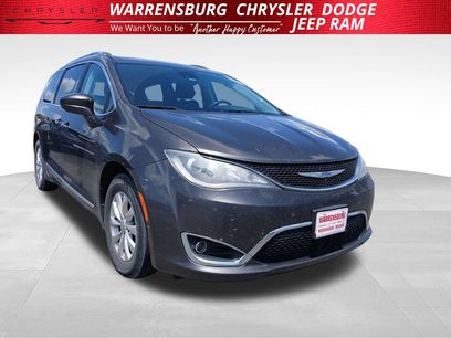 Used 2018 Chrysler Pacifica Touring-L w/ Advanced Safetytec Group