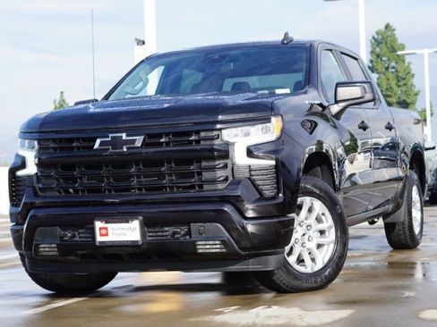 Used 2022 Chevrolet Silverado 1500 RST image 3