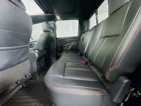Used 2021 Nissan Titan PRO-4X w/ Pro-4x Convenience Package image 29