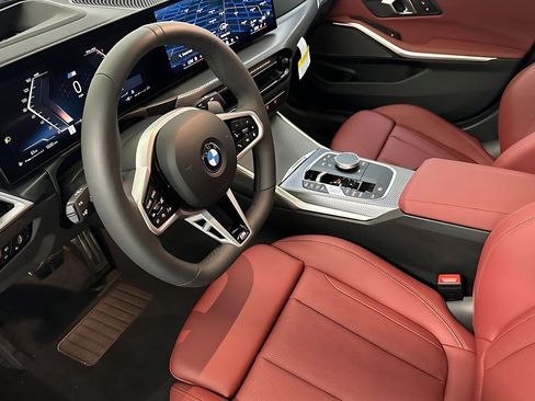 New 2026 BMW 330i Sedan w/ M Sport Package image 4