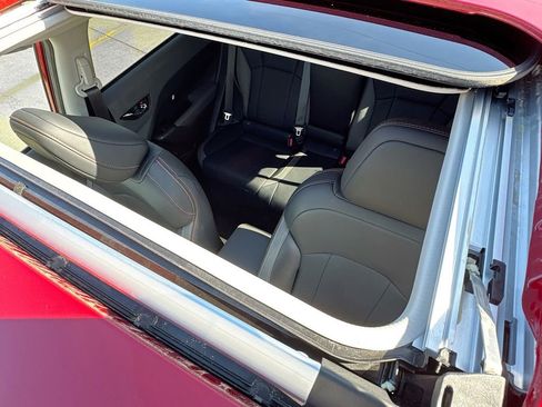 Certified 2025 Subaru Crosstrek 2.5i Limited w/ Crosstrek Mirror Package image 30