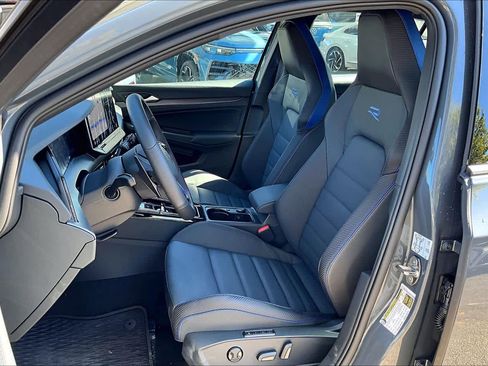 New 2026 Volkswagen Golf image 9