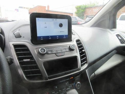 Used 2022 Ford Transit Connect XLT FWD image 13