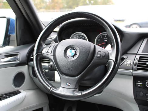 Used 2010 BMW X5 M image 14