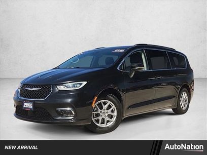 Used 2022 Chrysler Pacifica Touring-L
