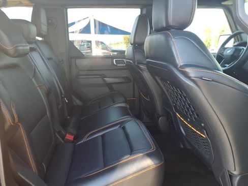 Certified 2024 Ford Bronco Badlands image 14