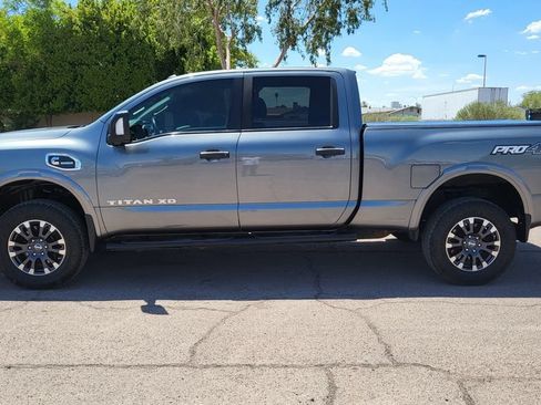 Used 2016 Nissan Titan SV AWD/4WD image 6