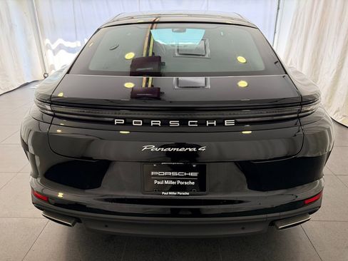 Certified 2025 Porsche Panamera 4 AWD/4WD image 8