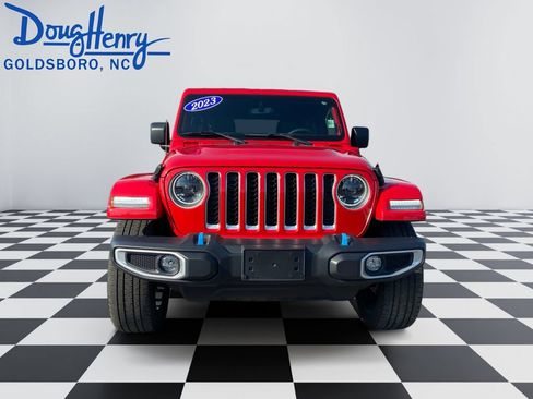 Used 2023 Jeep Wrangler Unlimited Sahara AWD/4WD image 8