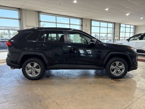 Certified 2024 Toyota RAV4 XLE FWD image 3