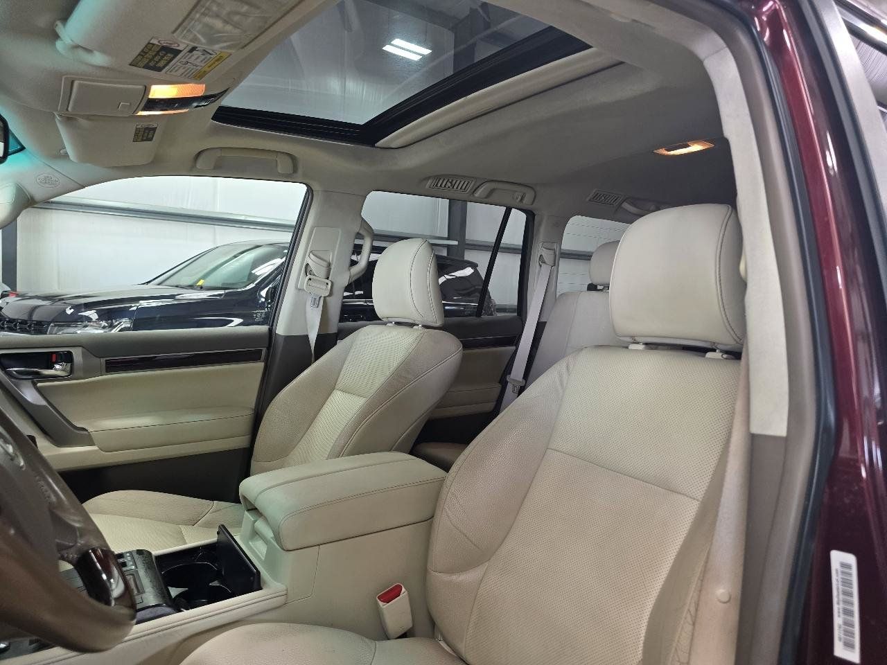 Used 2017 Lexus GX 460 Premium AWD/4WD image 11
