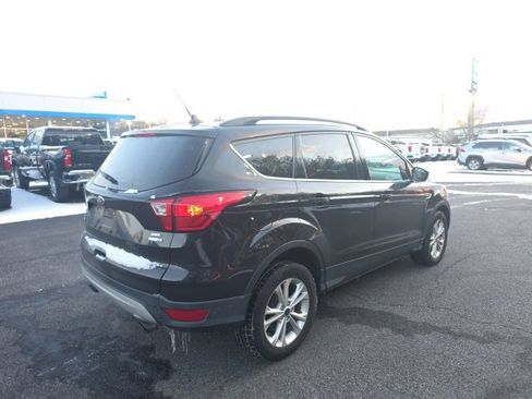 Used 2019 Ford Escape SEL image 4