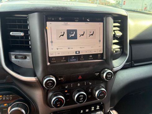 Used 2022 RAM 1500 Big Horn w/ Night Edition AWD/4WD image 28