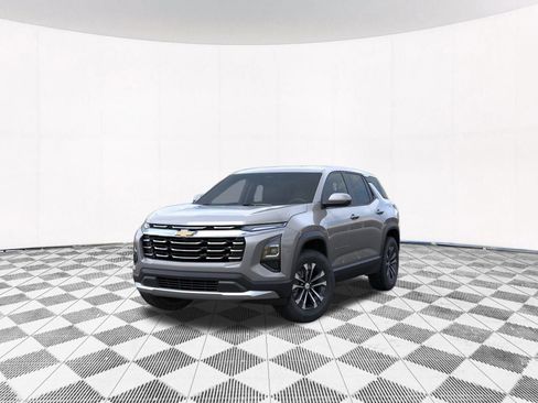 New 2026 Chevrolet Equinox LT image 2