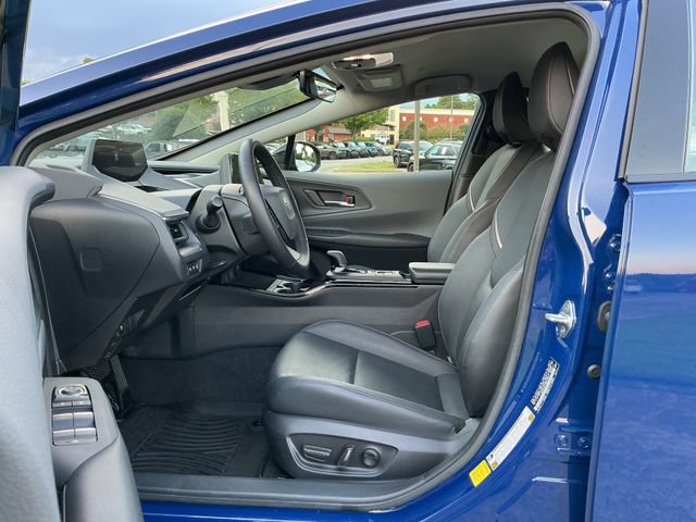 Used 2023 Toyota Prius XLE AWD/4WD image 32