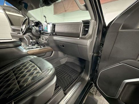 Used 2022 Chevrolet Silverado 1500 RST image 28