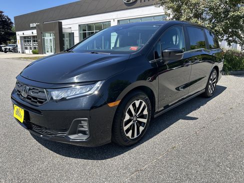 Used 2025 Honda Odyssey EX-L image 1