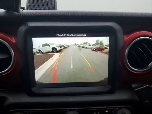 Used 2018 Jeep Wrangler Unlimited Rubicon image 42