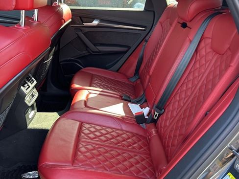 Used 2018 Audi SQ5 Premium Plus w/ Navigation Package AWD/4WD image 14