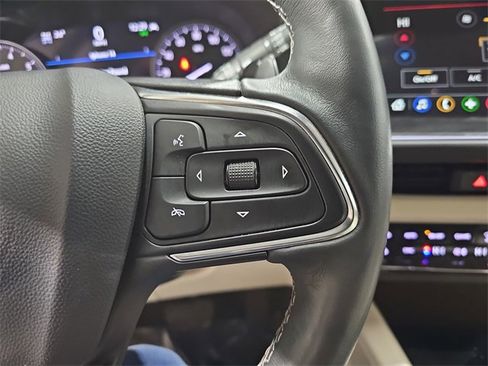 Used 2023 Buick Envision Essence image 18