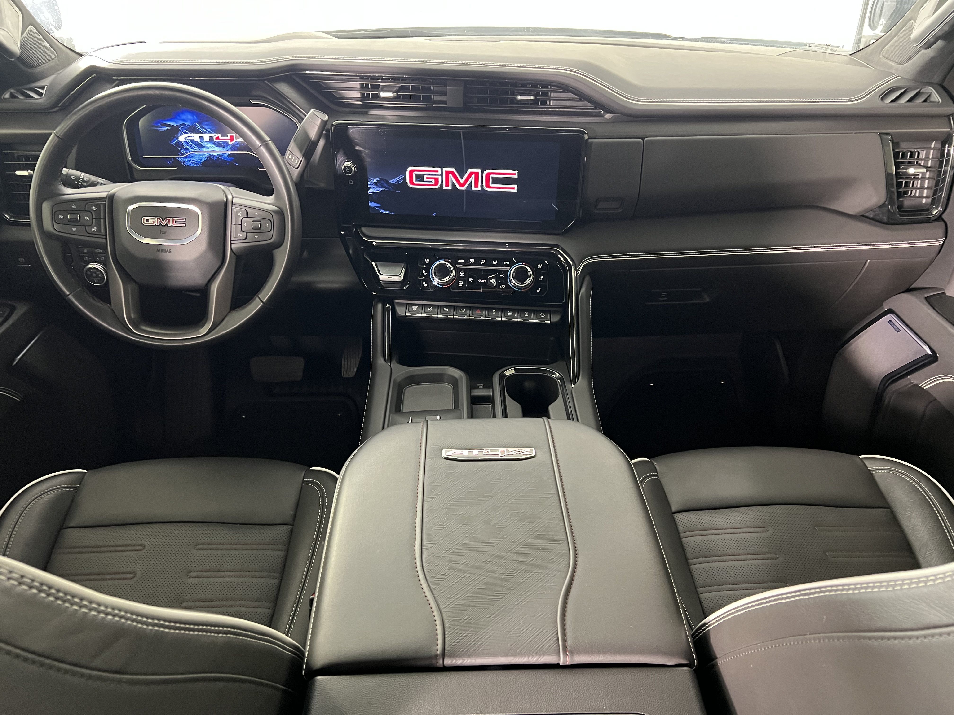 Used 2024 GMC Sierra 2500 AT4X AWD/4WD image 22