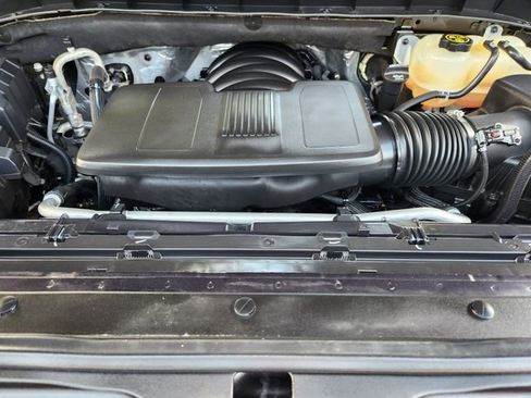 Used 2022 Chevrolet Silverado 1500 LT RWD image 31