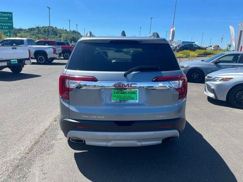 Used 2023 GMC Acadia SLT AWD/4WD image 7