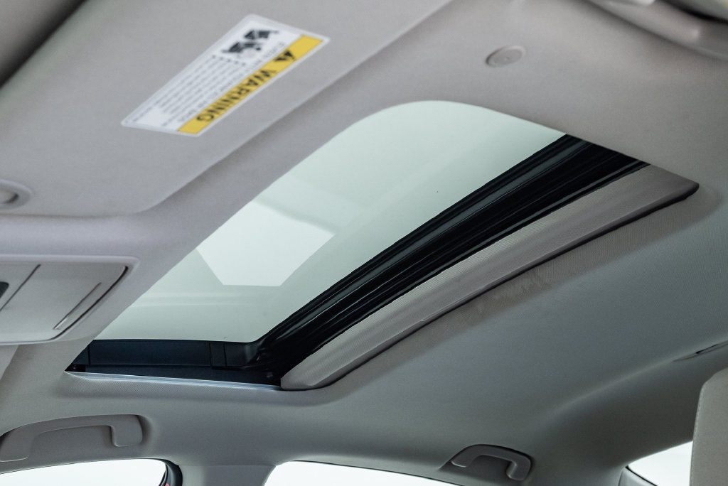 Used 2025 Honda Accord SE image 10