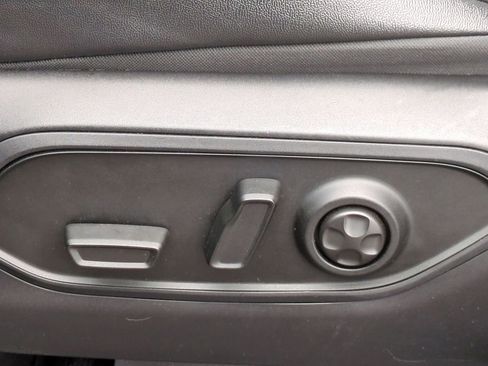 Used 2023 Jeep Grand Cherokee Altitude image 15