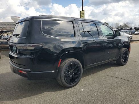 New 2026 Jeep Grand Wagoneer Limited AWD/4WD image 6