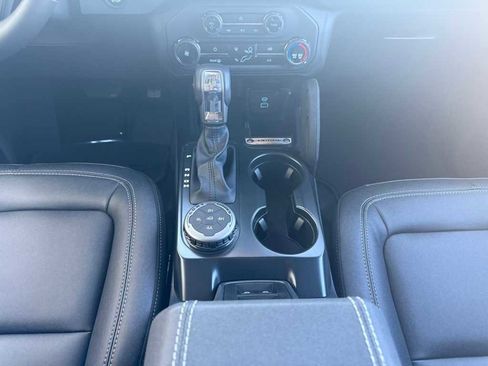 New 2025 Ford Bronco Badlands w/ Sasquatch Package image 11