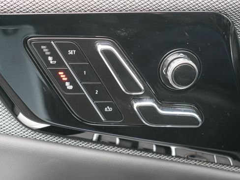 Certified 2025 Cadillac Optiq Sport 1 w/ LPO, Floor Liner Package image 25