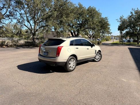 Used 2014 Cadillac SRX FWD image 5