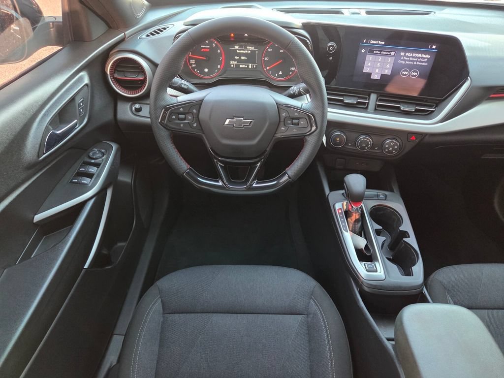 Certified 2024 Chevrolet Trax RS FWD image 7