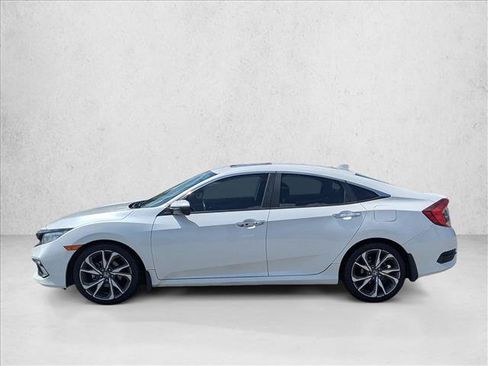 Used 2019 Honda Civic Touring image 8