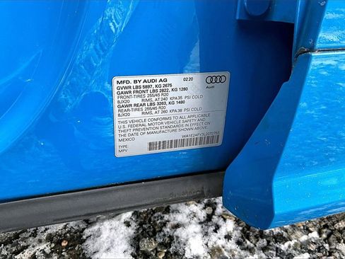 Used 2020 Audi Q5 e Premium Plus w/ Premium Plus Package image 32